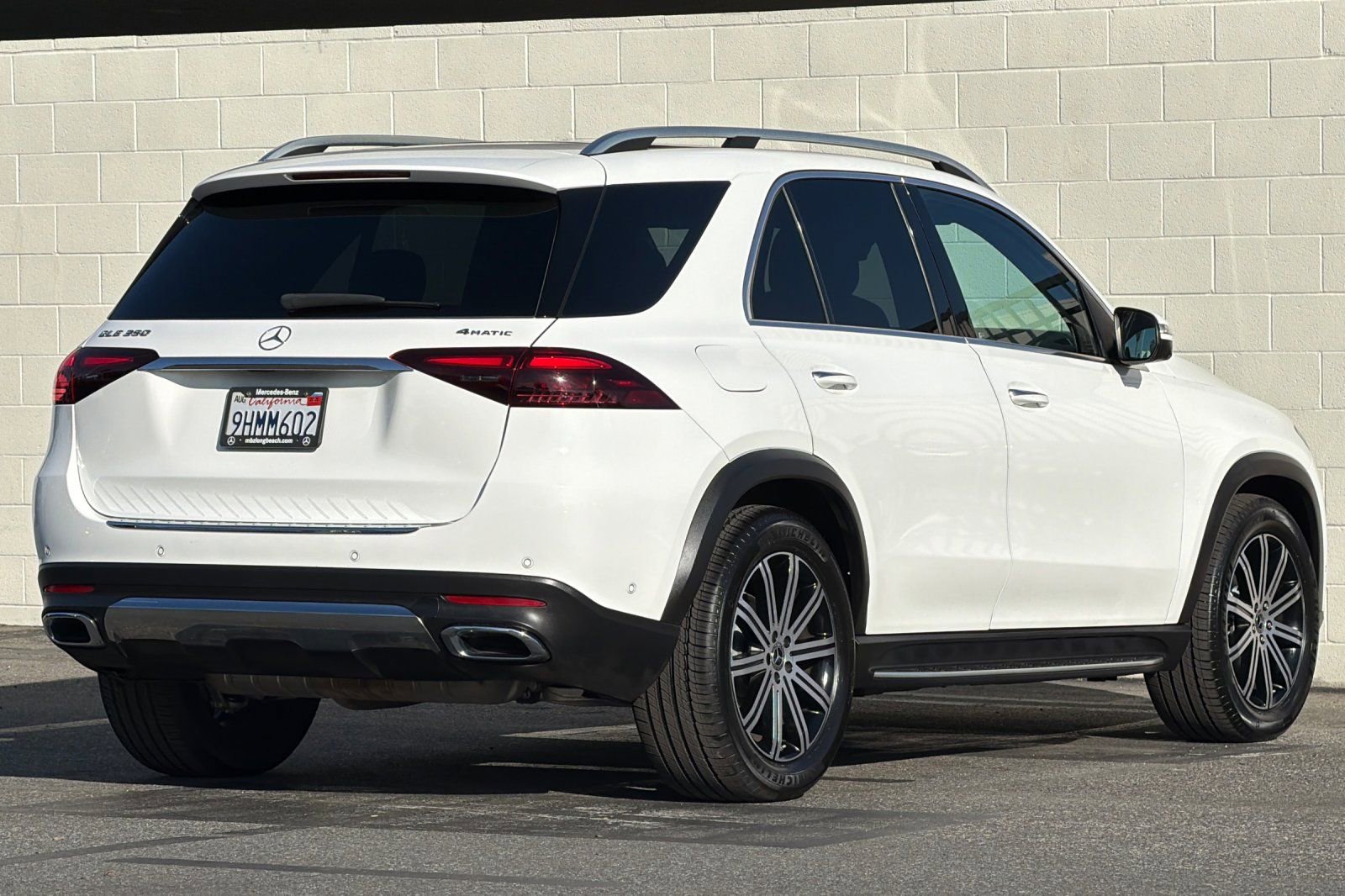 Certified 2024 Mercedes-Benz GLE 350 4MATIC image 4