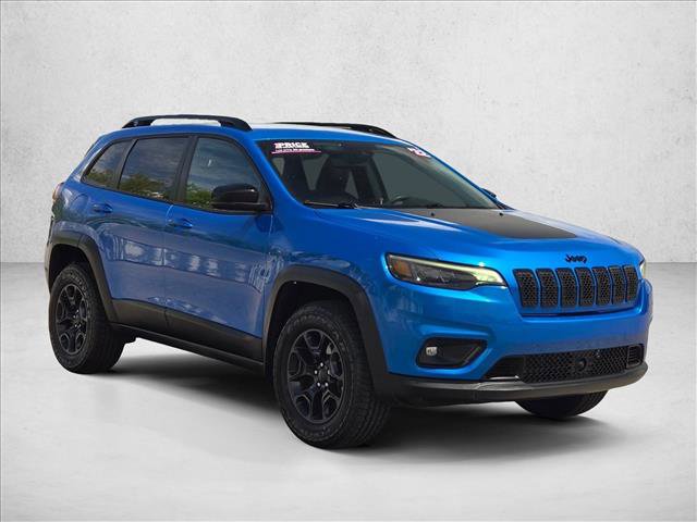 Used 2022 Jeep Cherokee Latitude w/ Trailer Tow Group AWD/4WD image 3