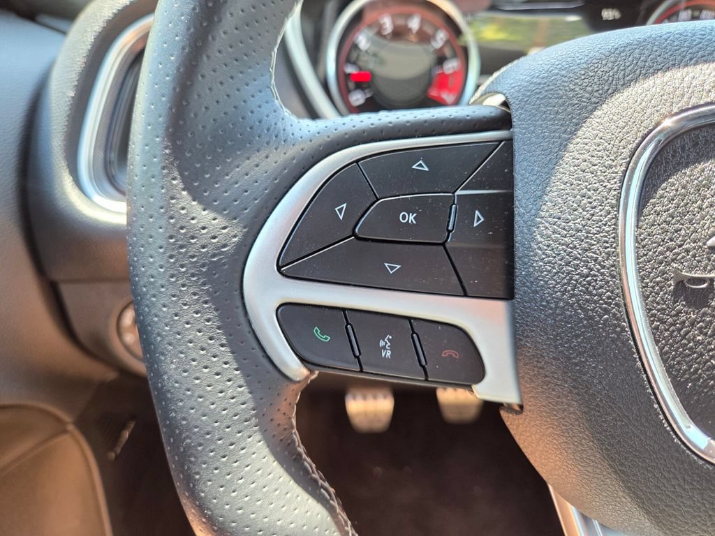 Used 2018 Dodge Challenger SRT RWD image 30