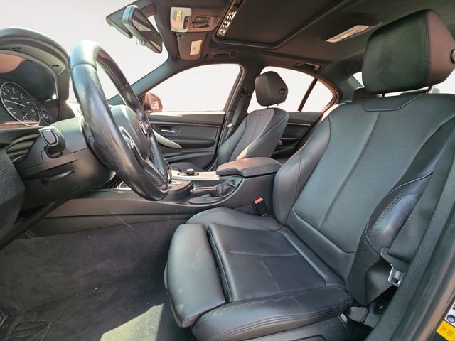 Used 2016 BMW 320i Sedan image 9