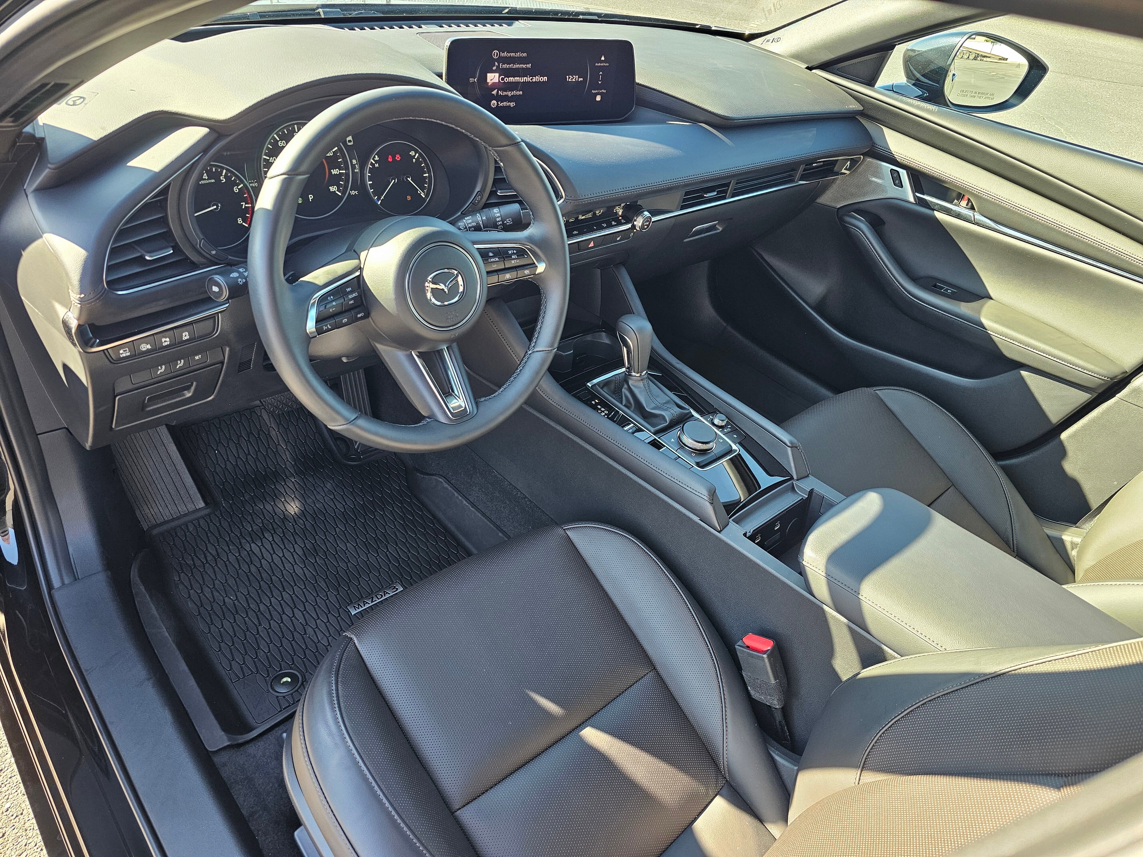 Used 2025 MAZDA MAZDA3 Hatchback w/Premium Plus Pkg image 35