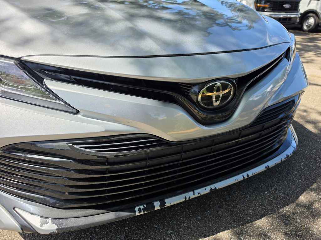 Used 2019 Toyota Camry LE FWD image 13