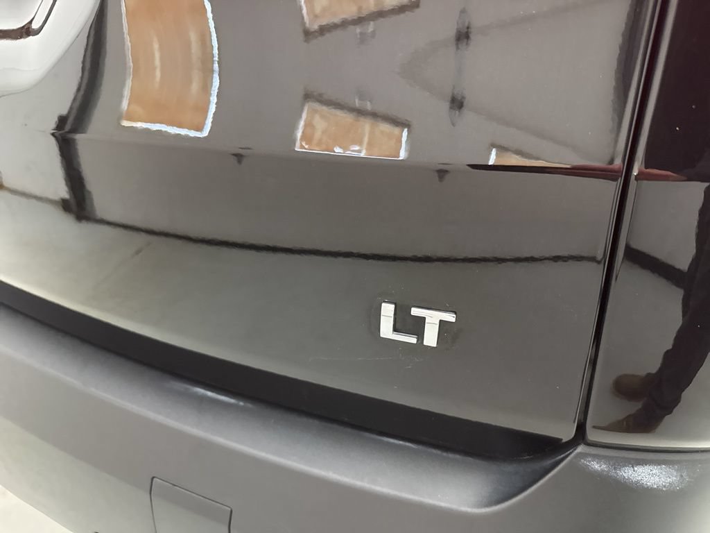 Used 2023 Chevrolet Traverse LT w/ LPO, Cargo Package AWD/4WD image 20