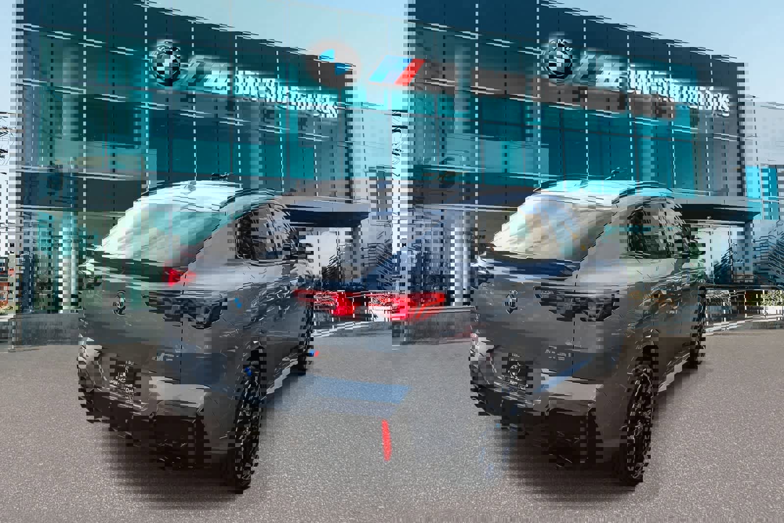 Used 2025 BMW X2 M35i image 4