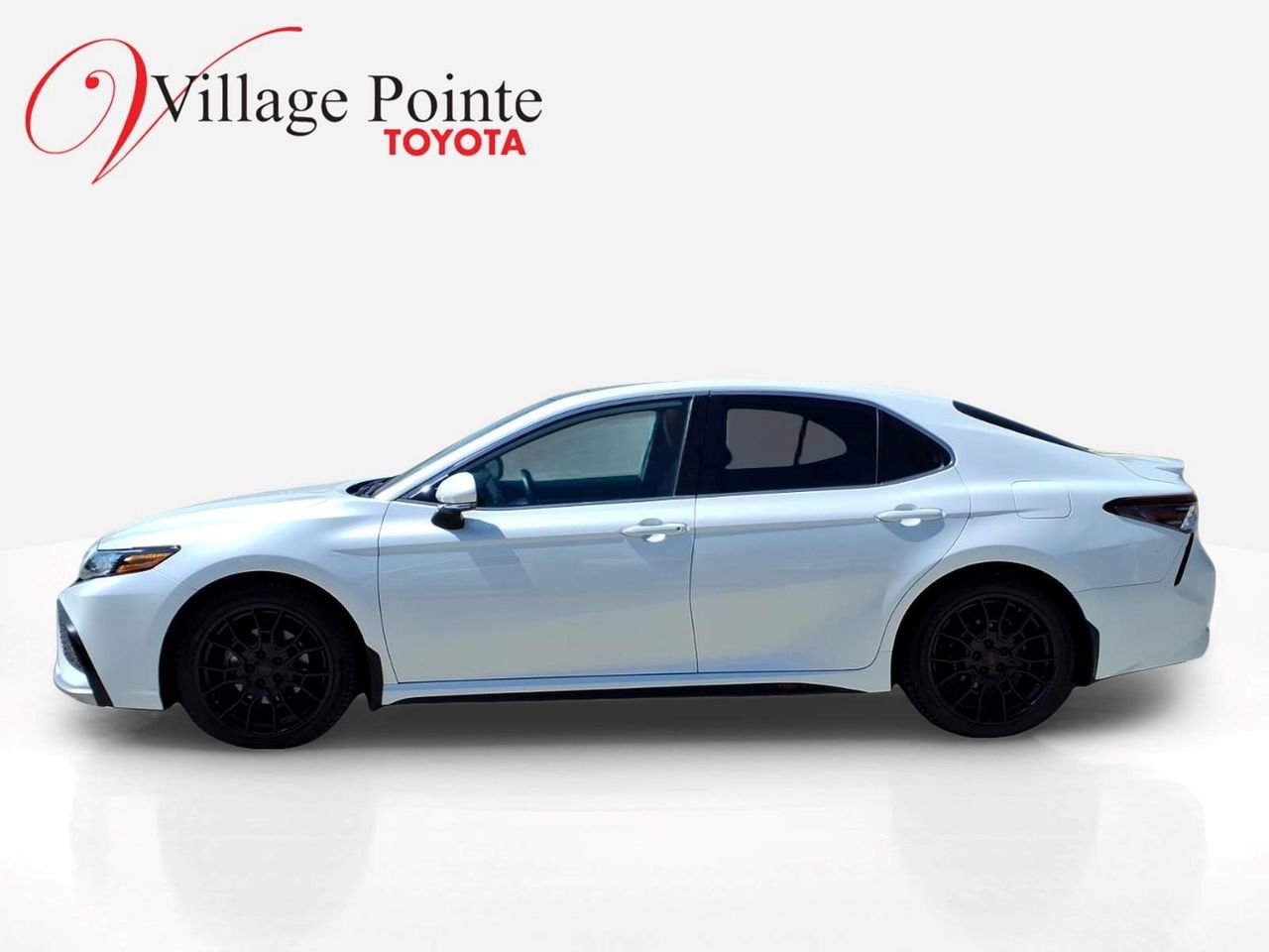 Used 2021 Toyota Camry XSE w/ TRD Appearance Package (TMS) AWD/4WD image 2
