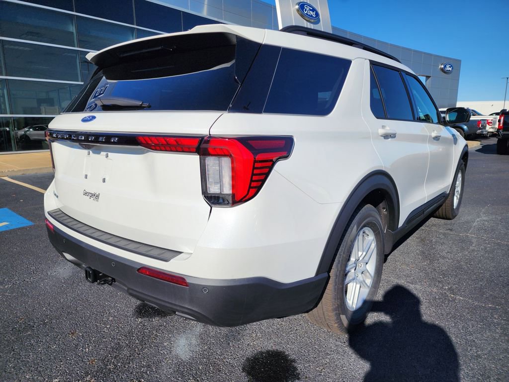 New 2026 Ford Explorer Active image 8