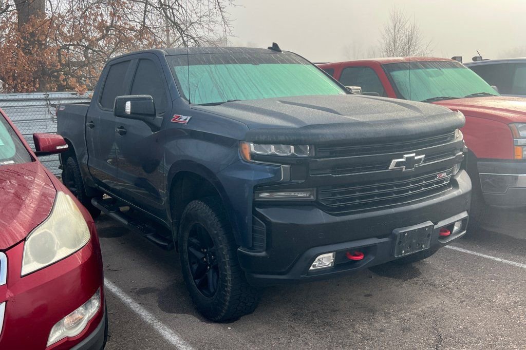 Used 2019 Chevrolet Silverado 1500 LT Trail Boss image 2