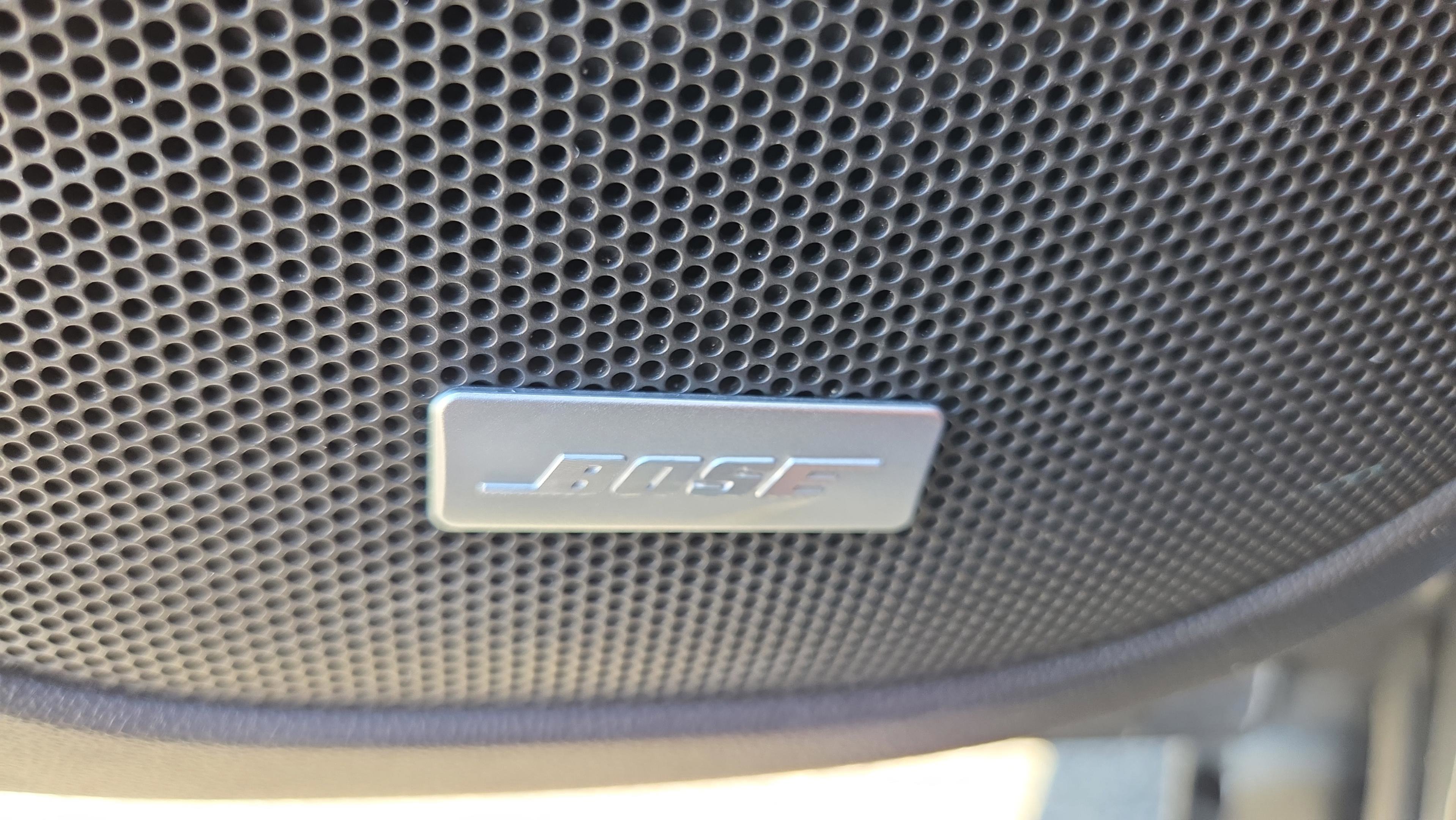 Used 2021 GMC Acadia SLT image 33