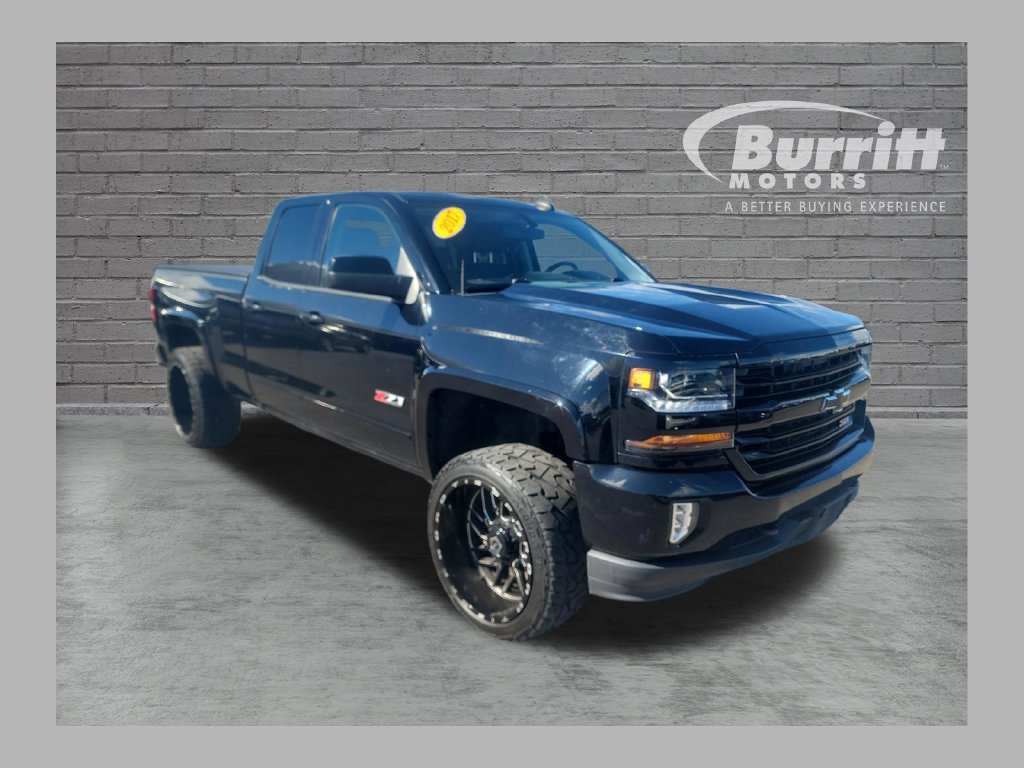 Used 2017 Chevrolet Silverado 1500 LT w/ Midnight Edition