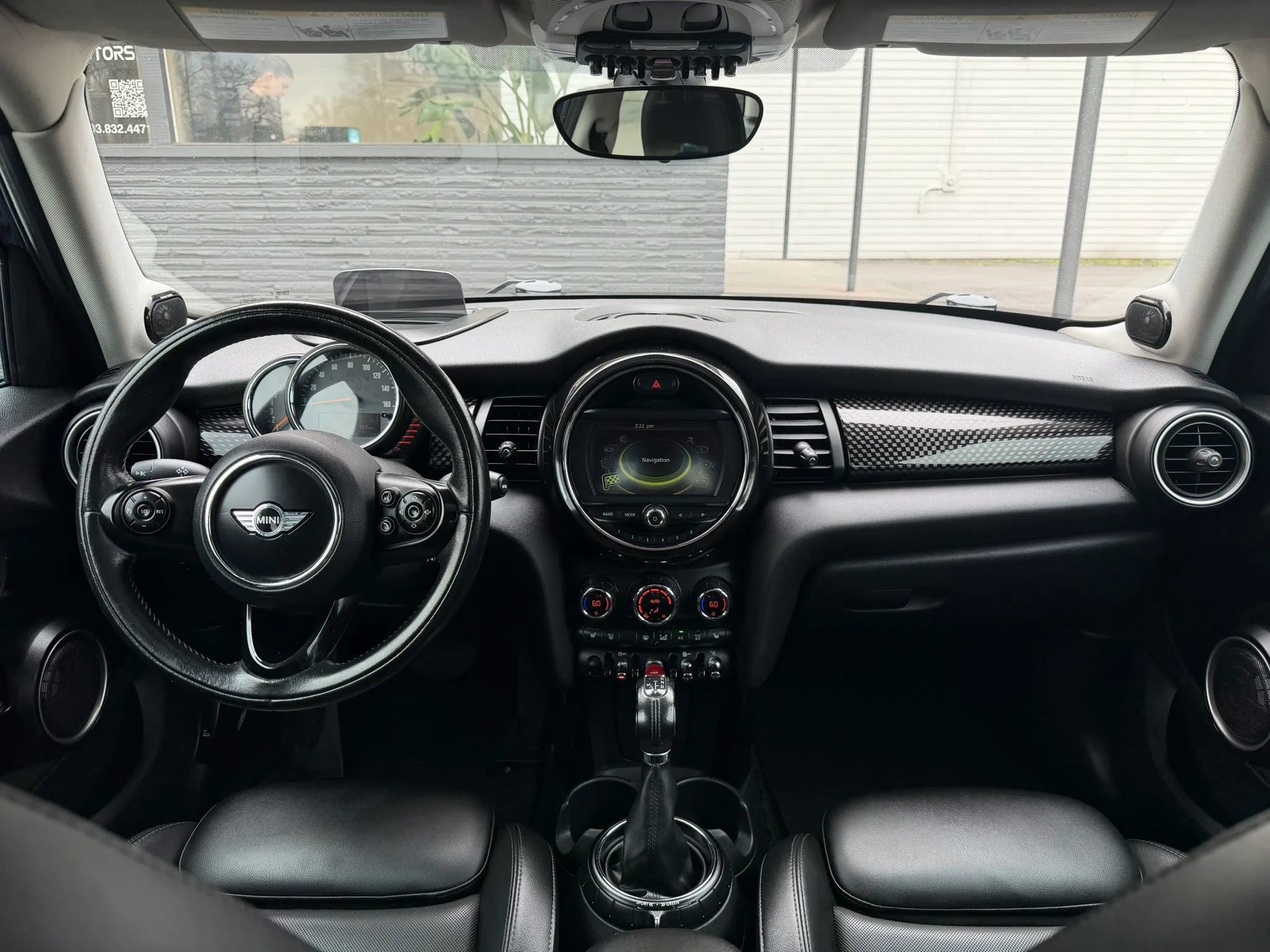 Used 2015 MINI Cooper S image 27