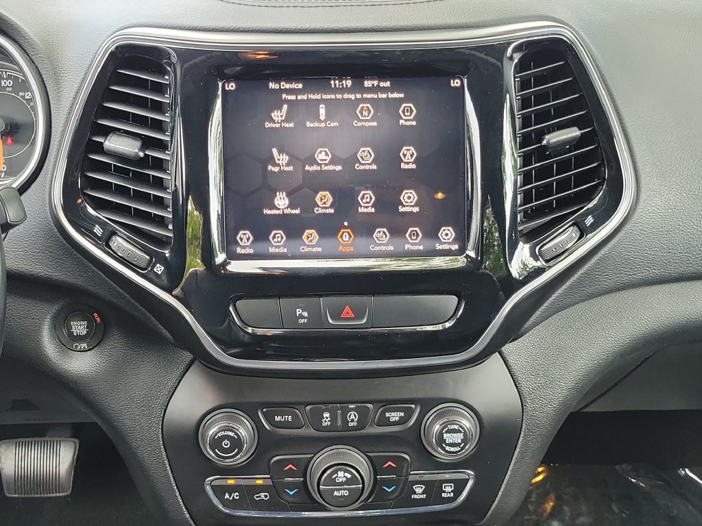 Used 2019 Jeep Cherokee Limited AWD/4WD image 23