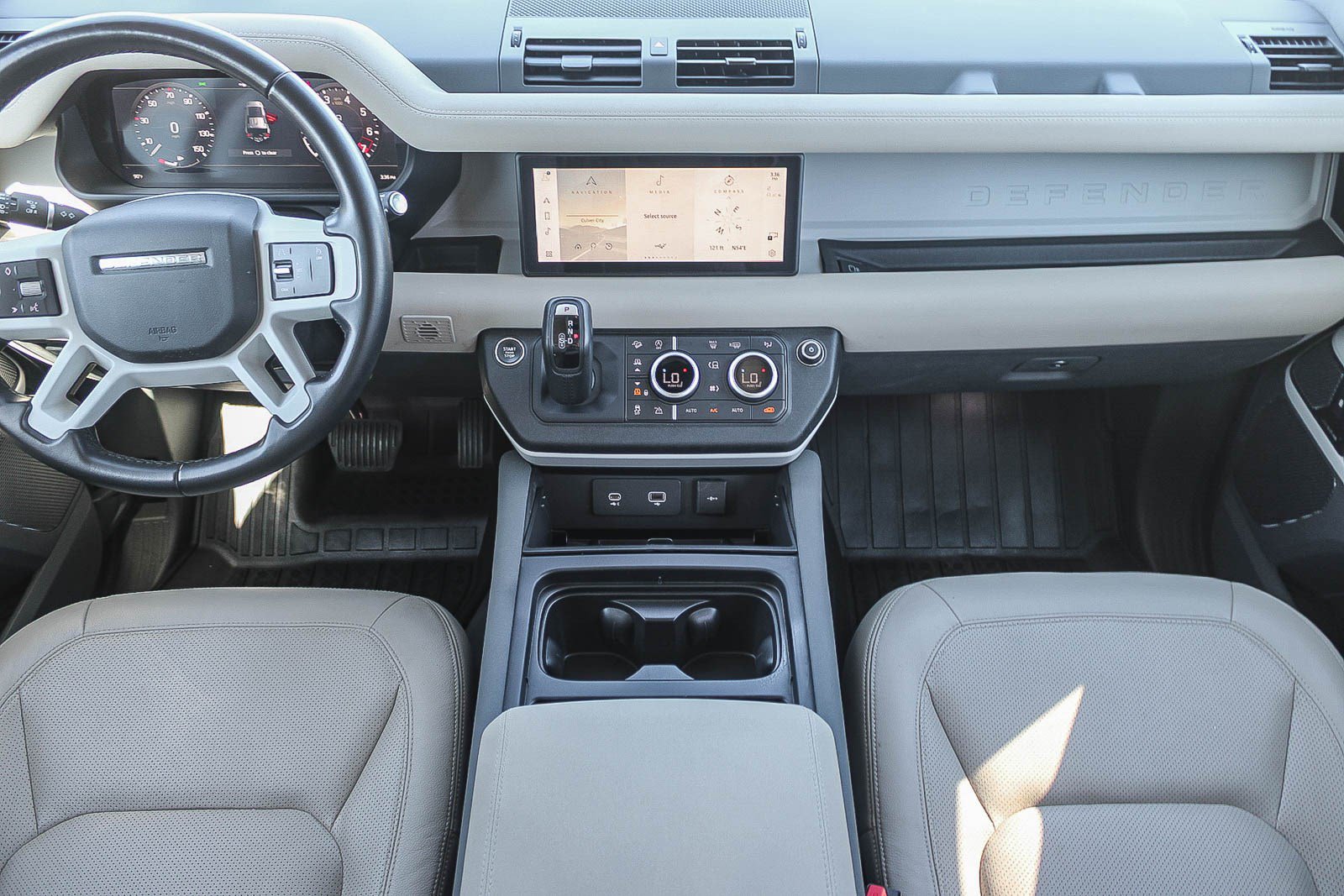 Used 2023 Land Rover Defender 110 S AWD/4WD image 13
