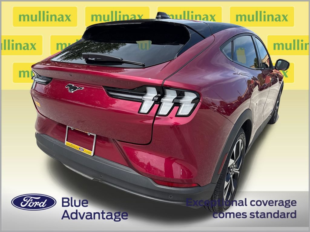 Used 2025 Ford Mustang Mach-E Select w/ Comfort Package Lite AWD/4WD image 4