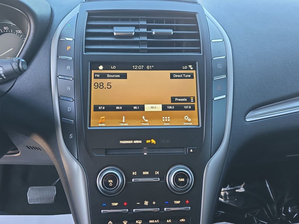 Used 2019 Lincoln MKC Premiere image 19