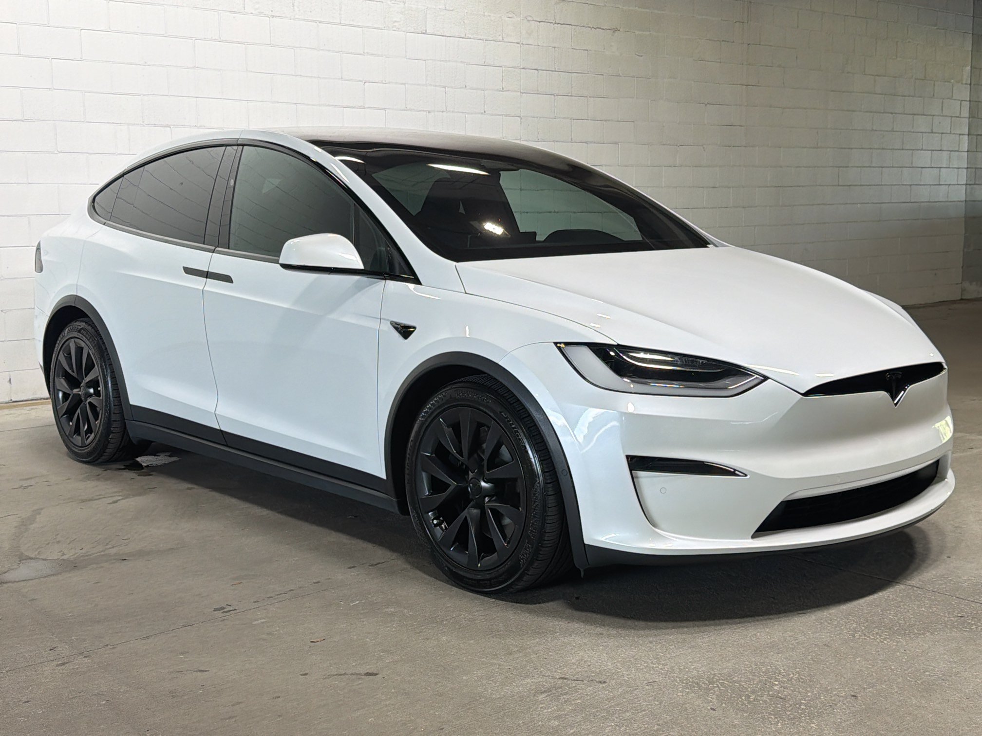 Used 2022 Tesla Model X Plaid AWD/4WD image 6