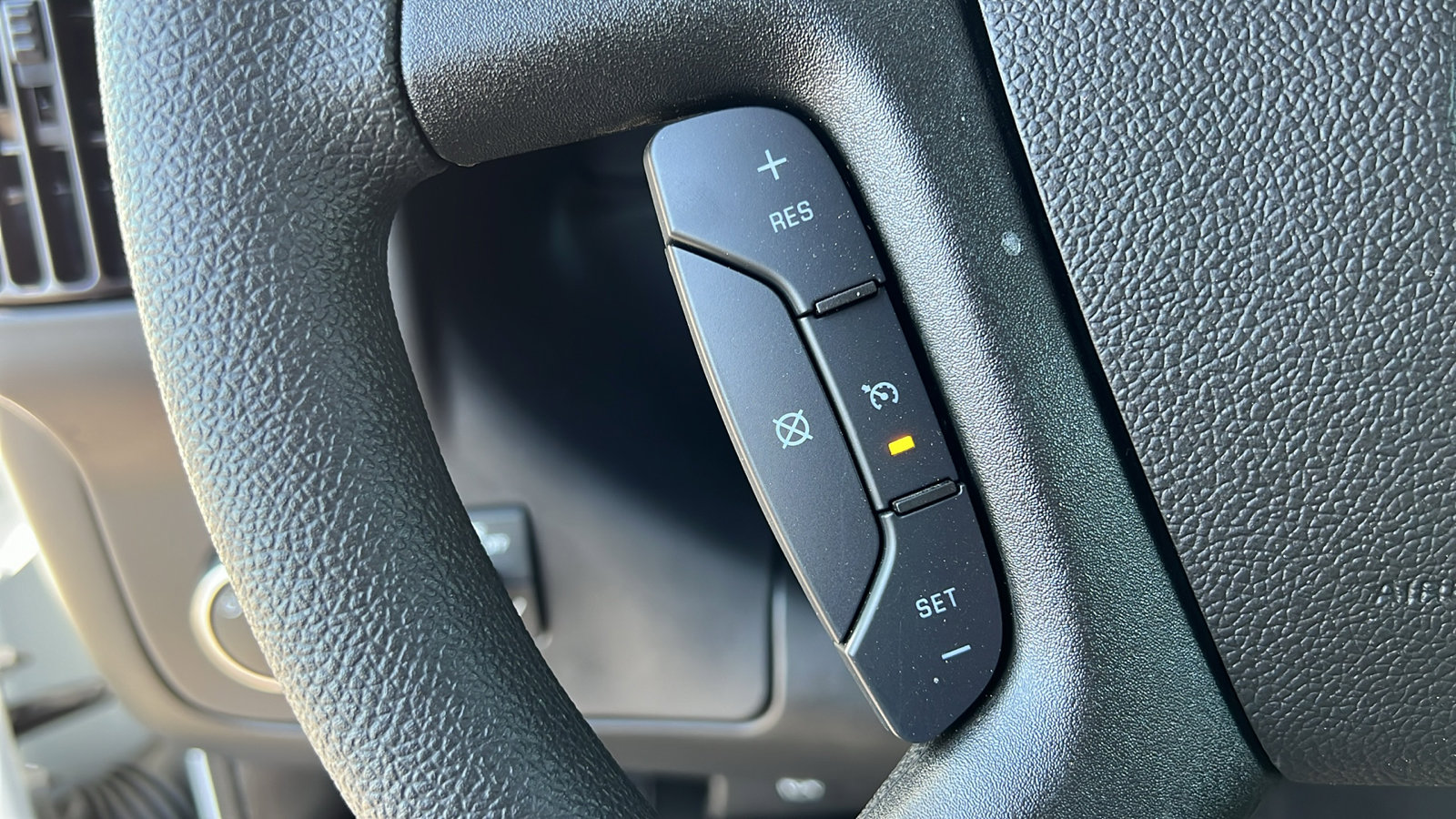 New 2024 Chevrolet Express 2500 Extended w/ Driver Convenience Package image 23