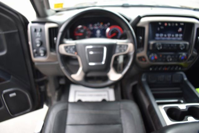 Used 2016 GMC Sierra 2500 Denali w/ Duramax Plus Package image 19