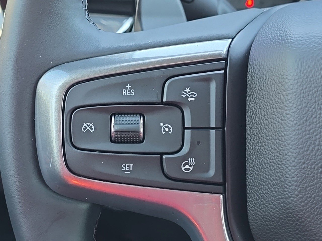 Certified 2025 Chevrolet Silverado 1500 LTZ w/ LTZ Premium Package image 24