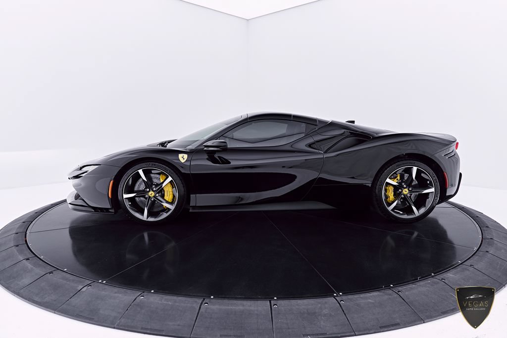 Used 2024 Ferrari SF90 Spider AWD/4WD image 13