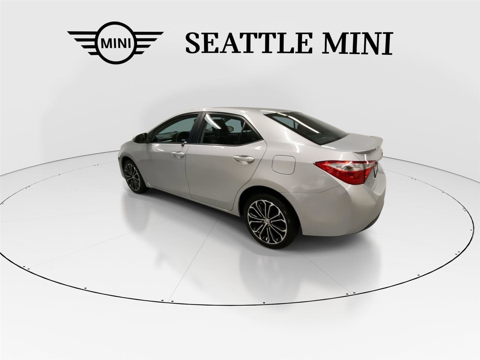 Used 2015 Toyota Corolla S image 8