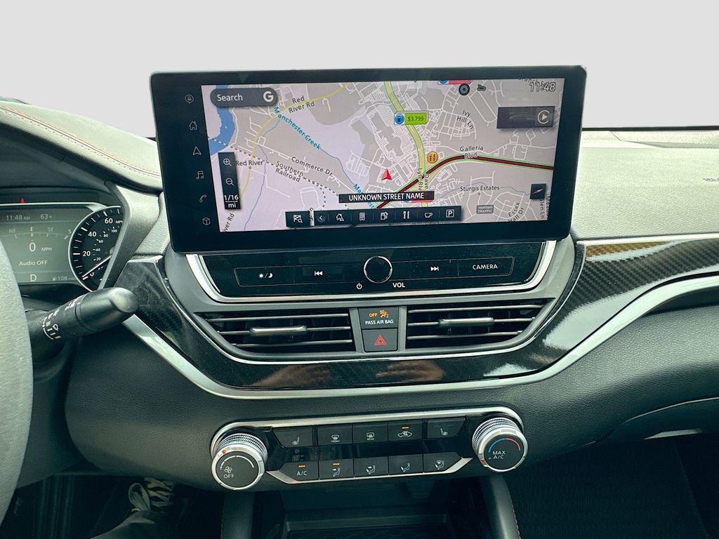 Used 2023 Nissan Altima 2.5 SR w/ SR Premium Package image 17