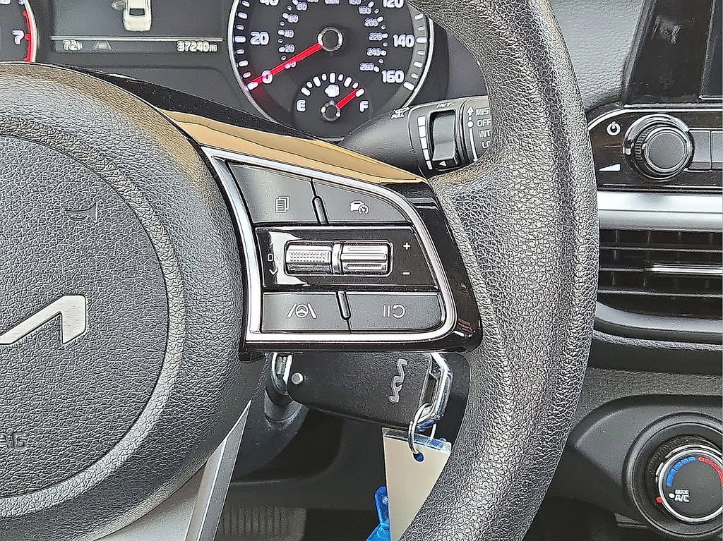Used 2024 Kia Forte LXS image 19