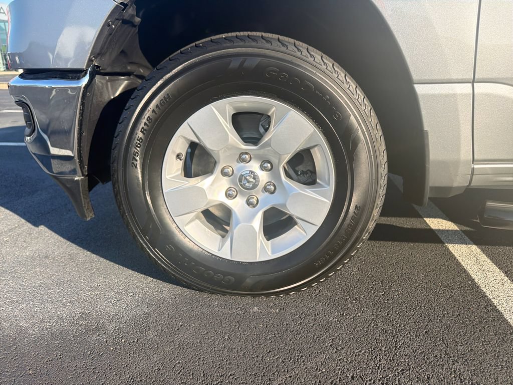 Used 2020 RAM 1500 Big Horn AWD/4WD image 16