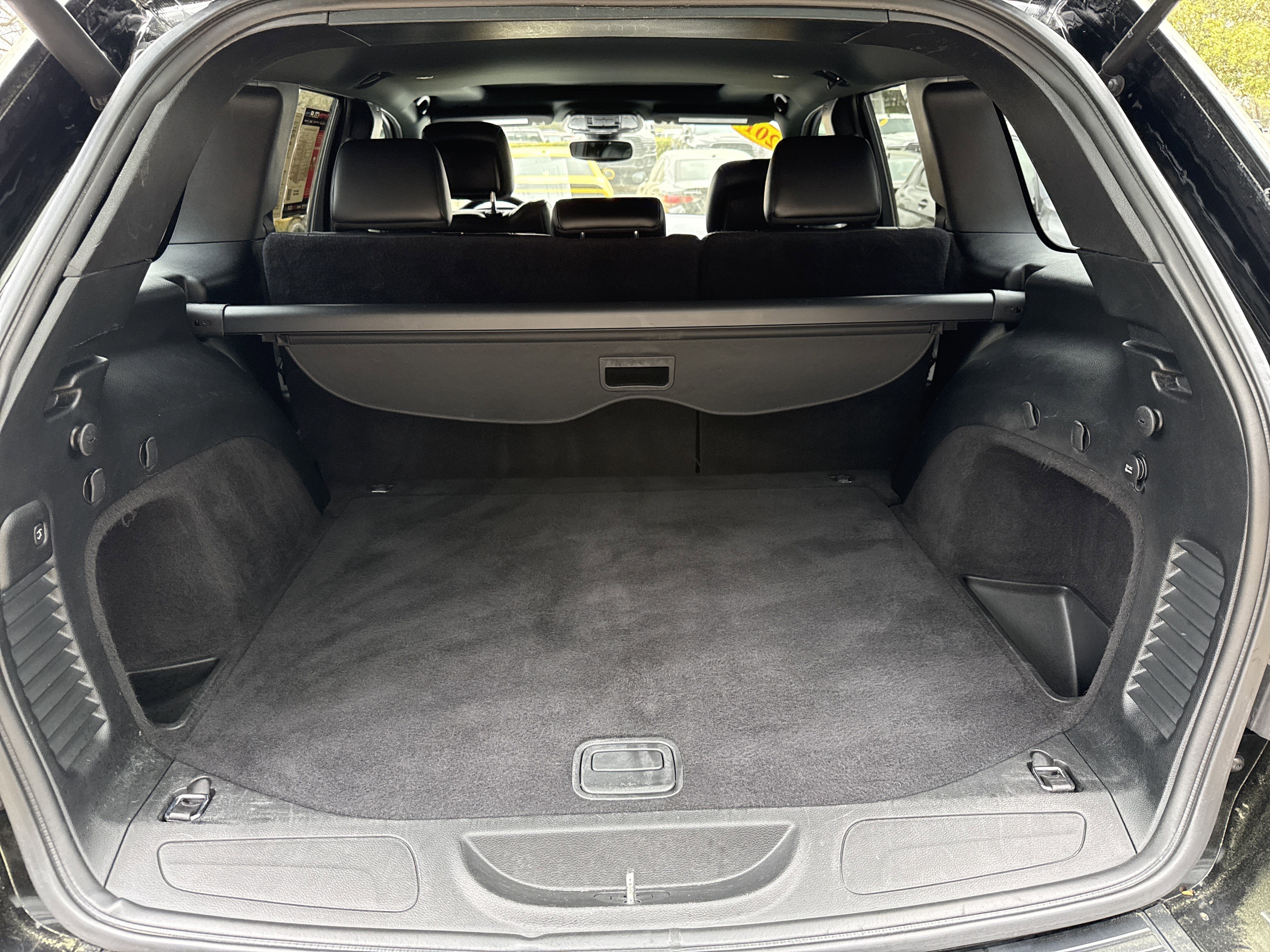 Used 2019 Jeep Grand Cherokee Altitude RWD image 18