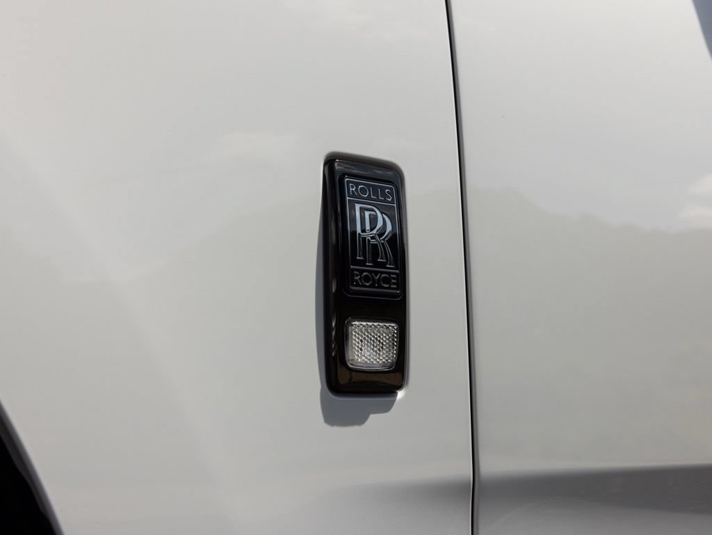 New 2027 Rolls-Royce Cullinan Black Badge AWD/4WD image 19
