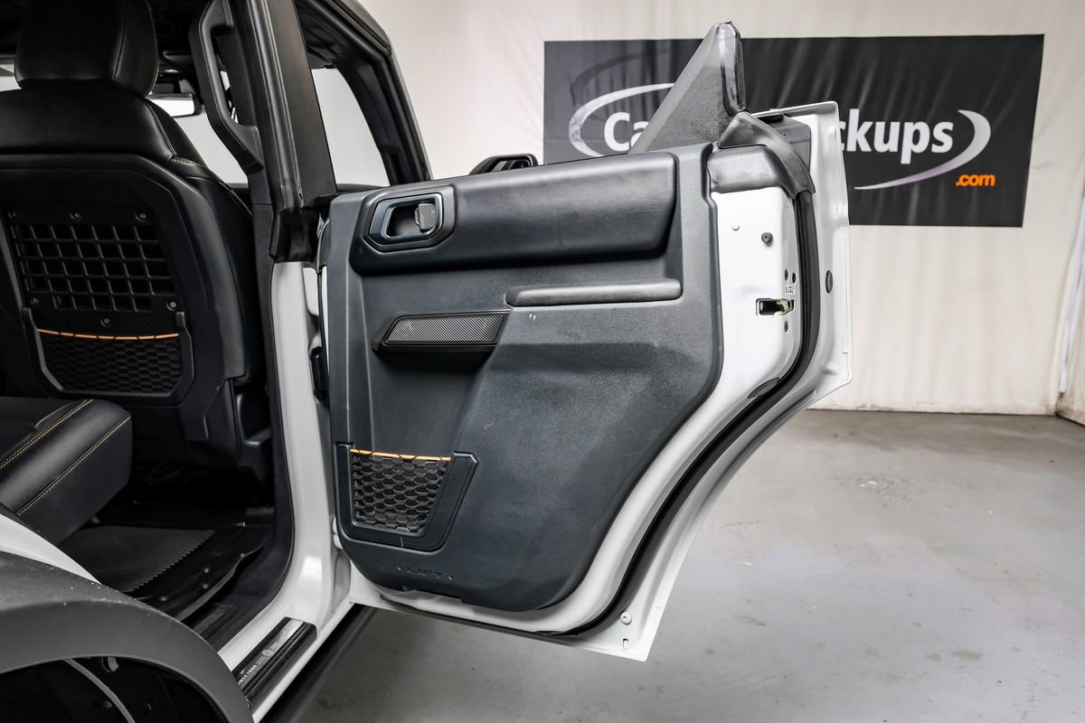 Used 2024 Ford Bronco Badlands image 60