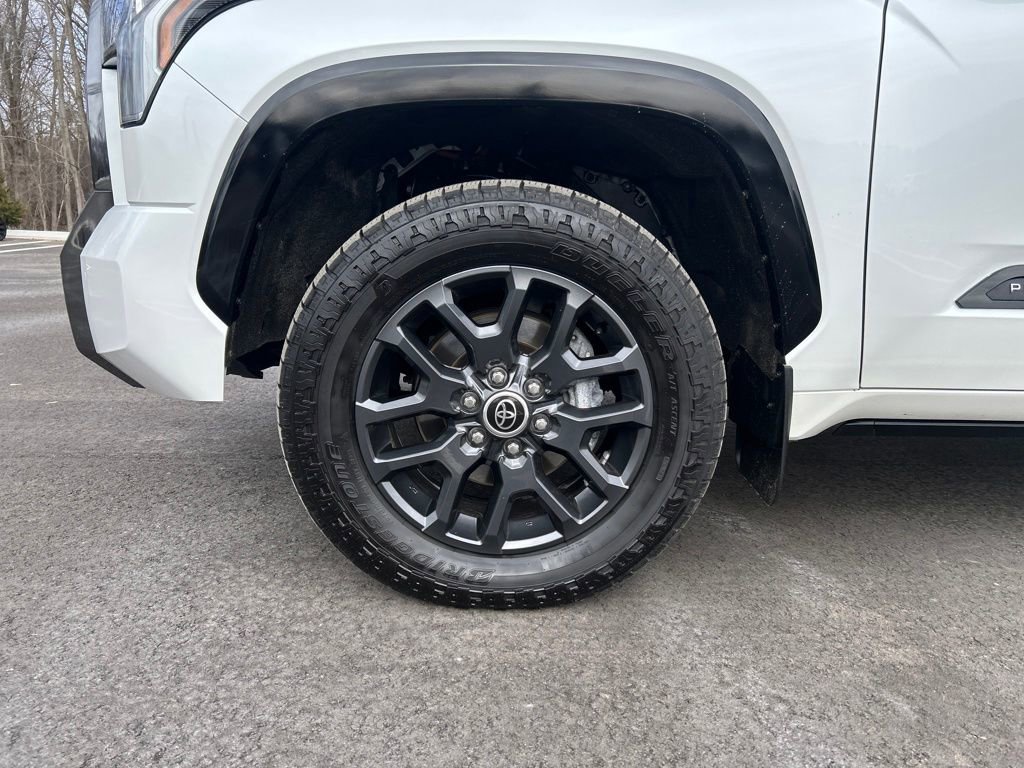 Used 2022 Toyota Tundra Platinum w/ Advanced Package AWD/4WD image 9