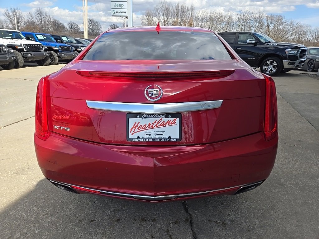 Used 2013 Cadillac XTS Luxury w/ Driver Awareness Package image 9