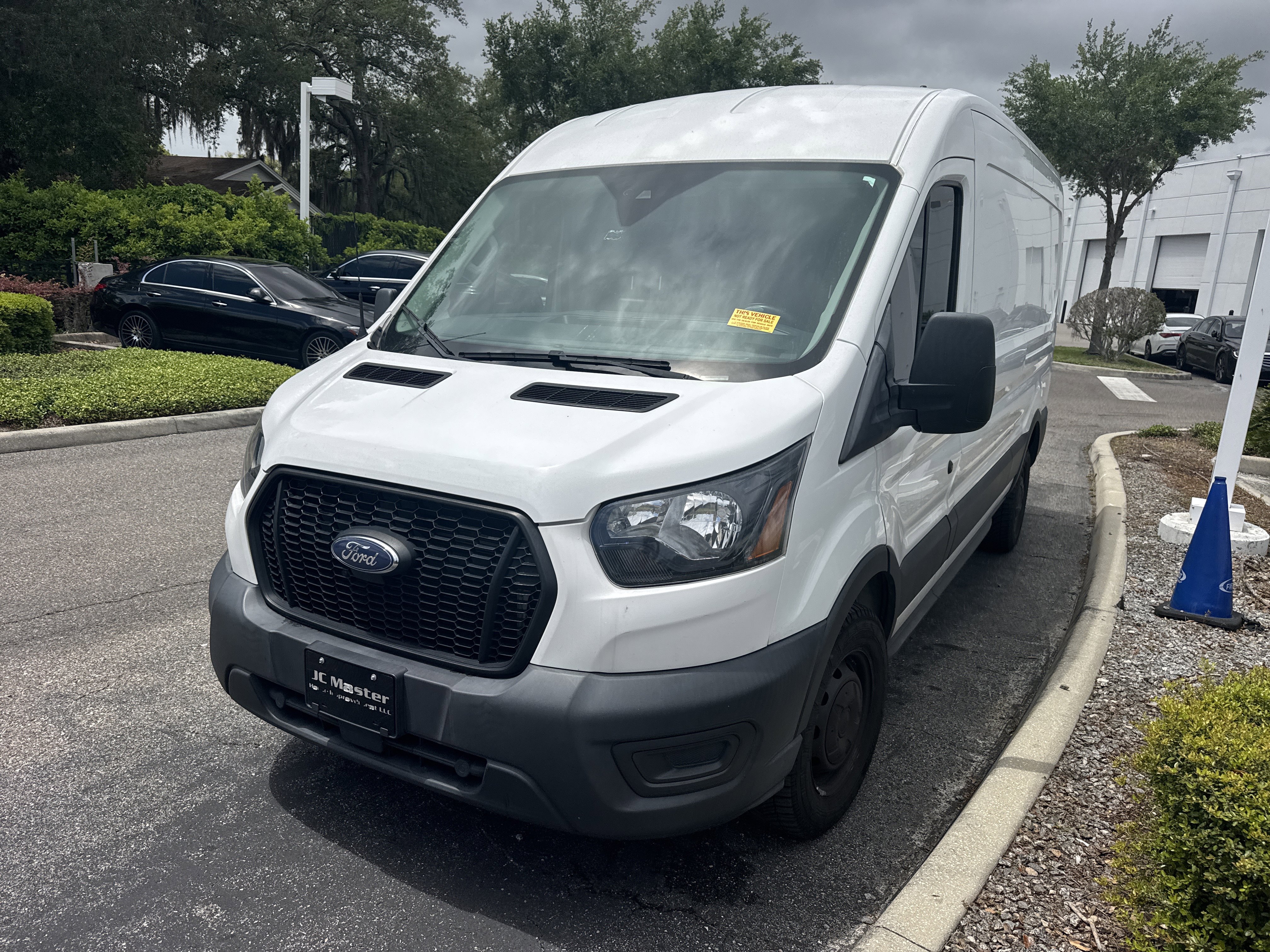 Used 2021 Ford Transit 250 Medium Roof w/ Load Area Protection Package image 4