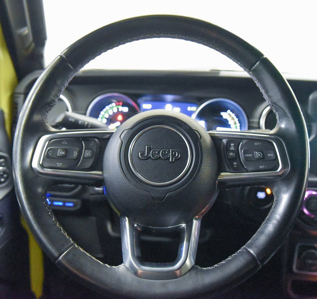 Used 2022 Jeep Wrangler Unlimited Sahara w/ Safety Group AWD/4WD image 16
