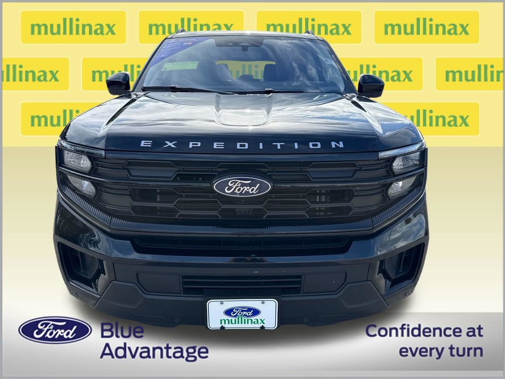 Certified 2025 Ford Expedition Max Active RWD image 11