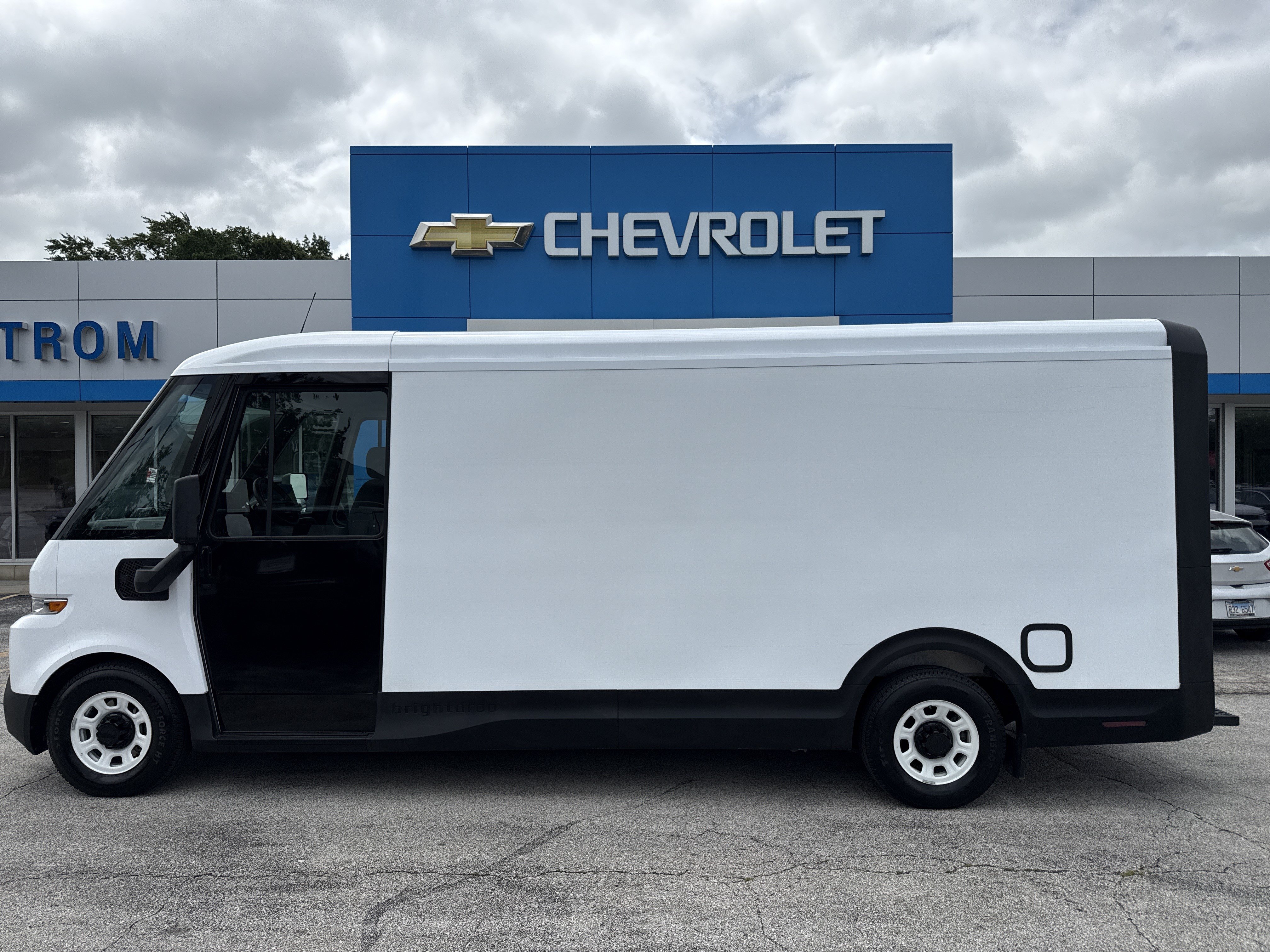 Used 2024 Chevrolet Brightdrop 600 w/ Battery Pack, Max Range AWD/4WD image 7