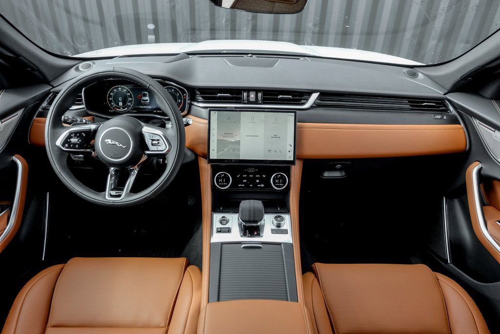 New 2026 Jaguar F-PACE R-Dynamic S image 19