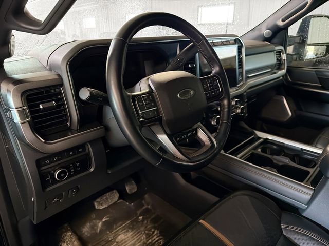 Used 2023 Ford F250 Platinum AWD/4WD image 8