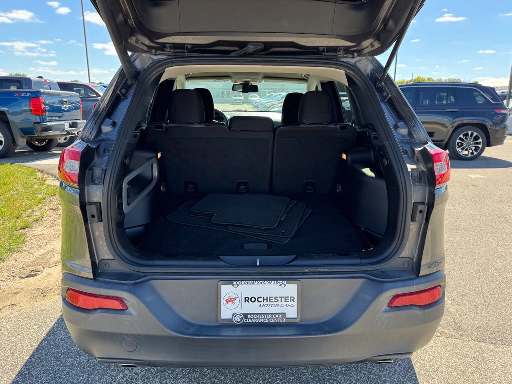Used 2014 Jeep Cherokee Latitude w/ Comfort/Convenience Group AWD/4WD image 39