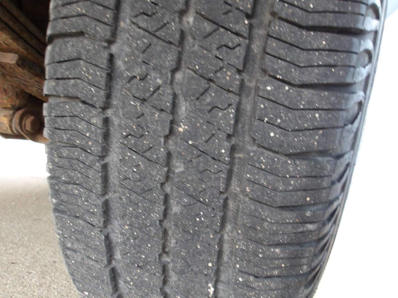 Used 2002 Chevrolet Blazer LS w/ Preferred Equipment Group image 7