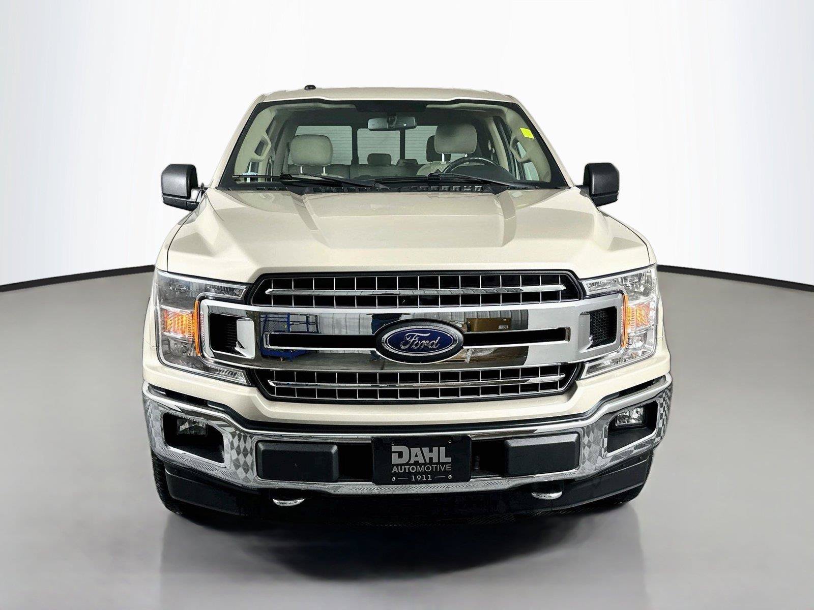 Used 2018 Ford F150 XLT w/ Equipment Group 302A Luxury AWD/4WD image 3