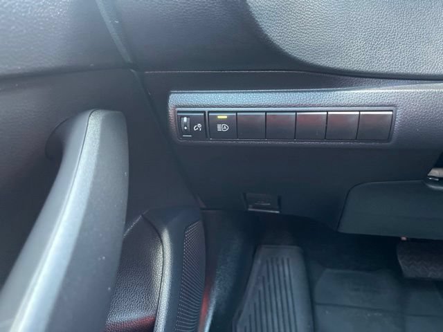 Used 2026 Toyota Corolla LE FWD image 29
