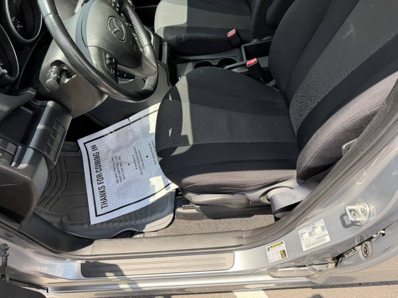 Used 2012 MAZDA MAZDA5 Touring w/ Moonroof & Audio Pkg FWD image 27