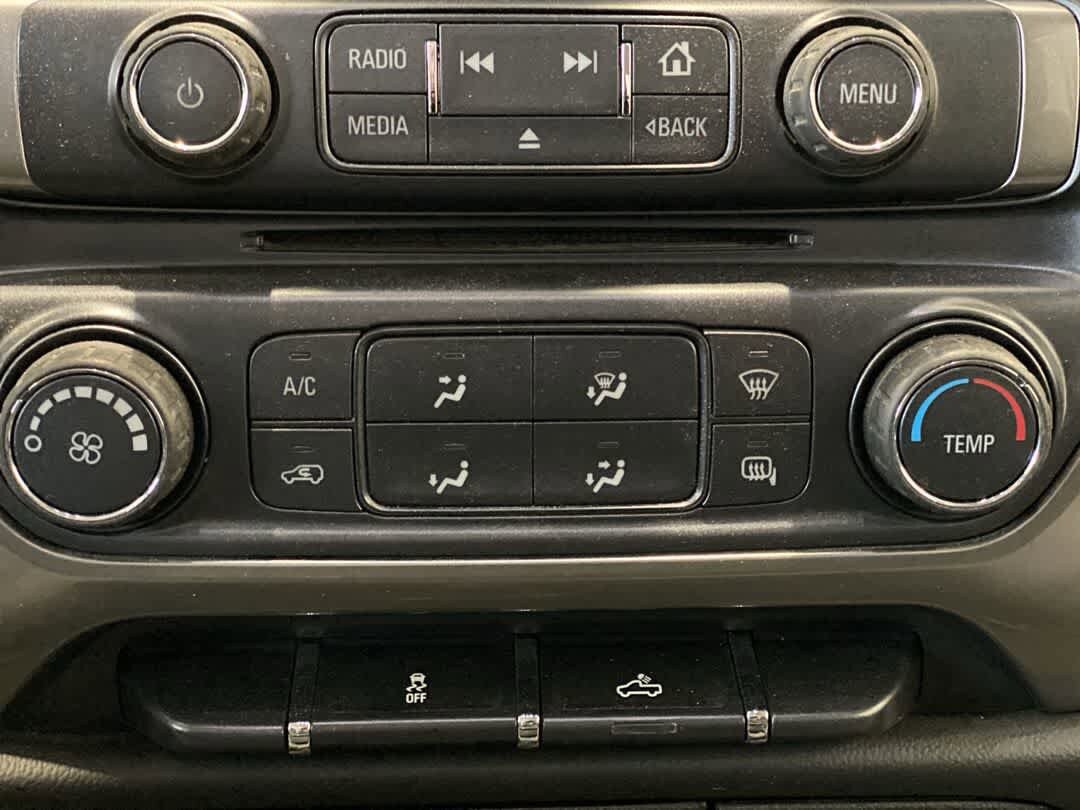Used 2018 Chevrolet Silverado 1500 LT AWD/4WD image 20