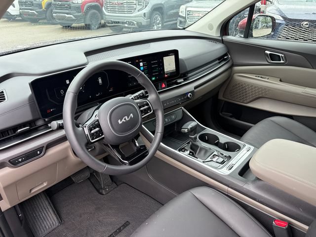 Certified 2025 Kia Carnival SX