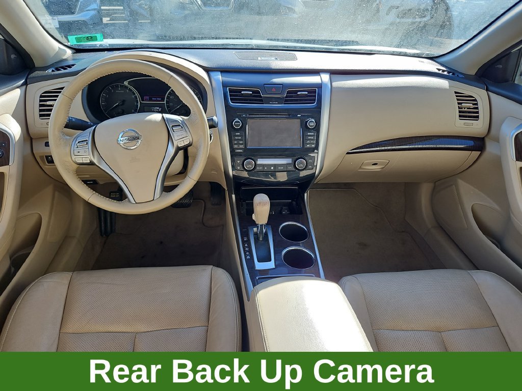 Used 2014 Nissan Altima 2.5 SL w/ Technology Package FWD image 9
