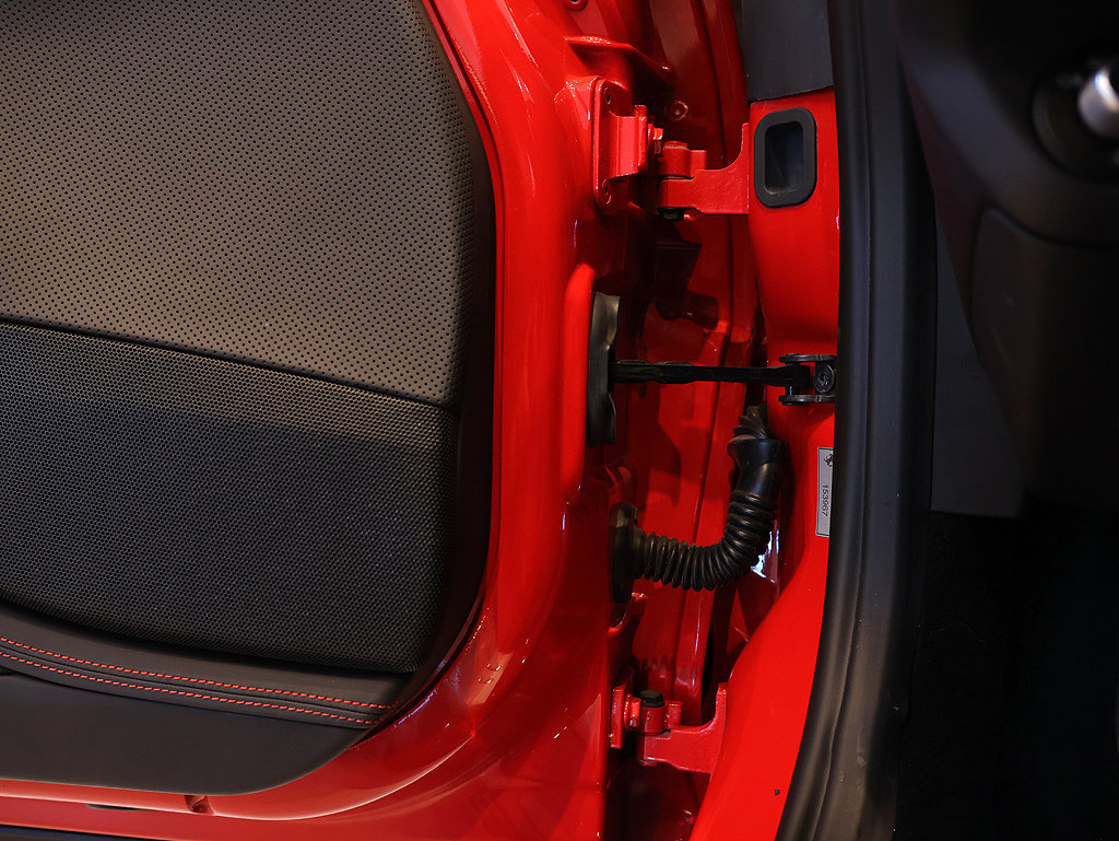 Certified 2018 Ferrari 812 Superfast RWD image 67