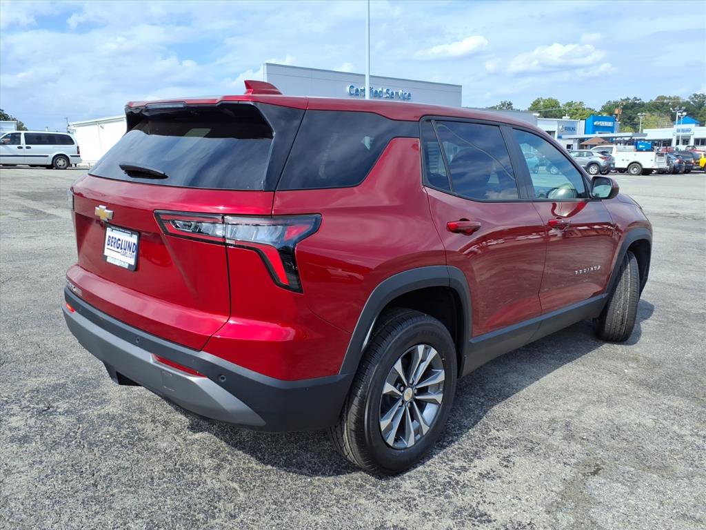 New 2027 Chevrolet Equinox LT FWD image 4