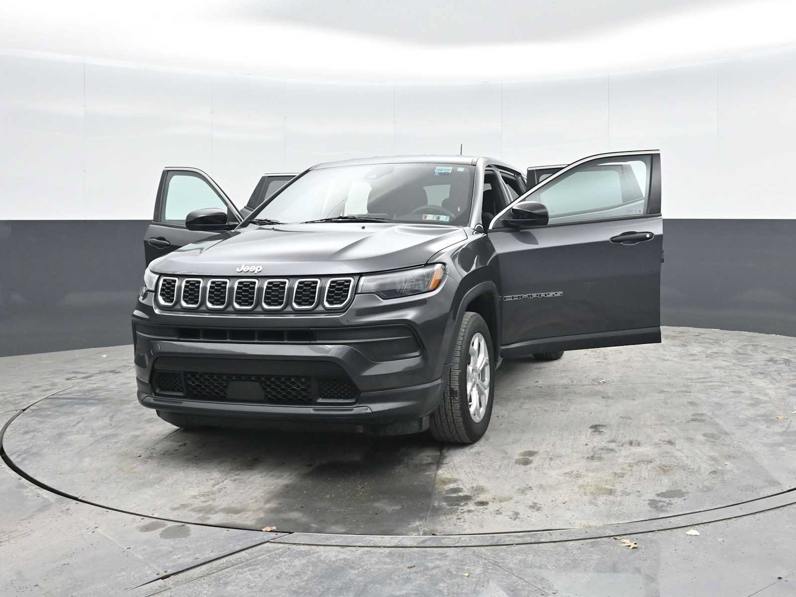 Used 2024 Jeep Compass Sport AWD/4WD image 43