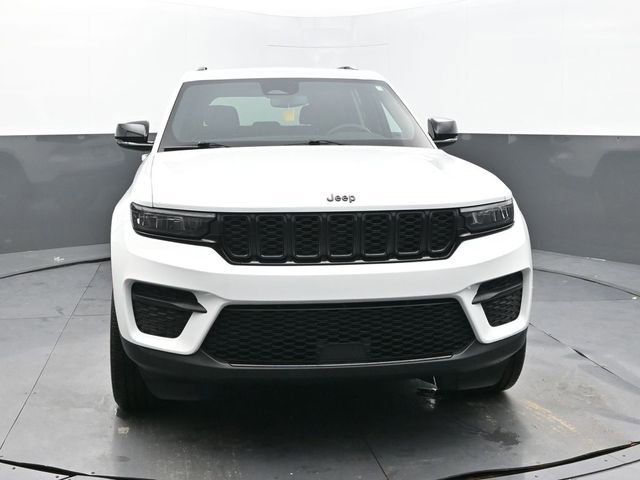 Used 2022 Jeep Grand Cherokee Altitude image 8